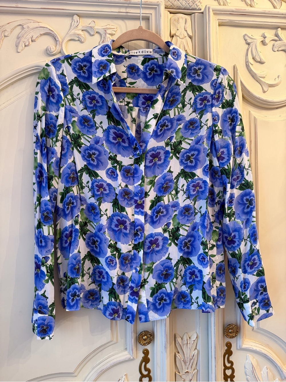 Alice + Olivia Blue & Green Floral Button-Down Shirt